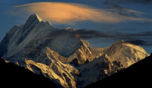 柏林联队主场奏凯，铁血雄狮稳定出征，昔日“巨人杀手”重塑辉煌！